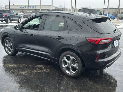 Used 2023 Ford Escape ST-Line w/ Tech Pack #1 image 7