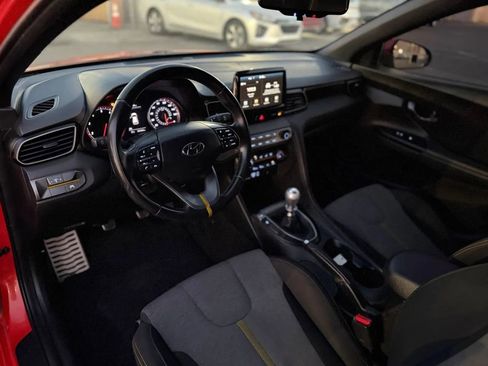 Used 2019 Hyundai Veloster Turbo R-Spec image 21