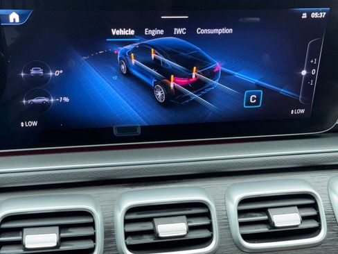 Used 2024 Mercedes-Benz GLE 53 AMG 4MATIC Coupe w/ Driver Assistance Package image 27