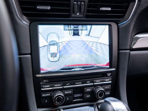 Used 2014 Porsche 911 Turbo S image 24