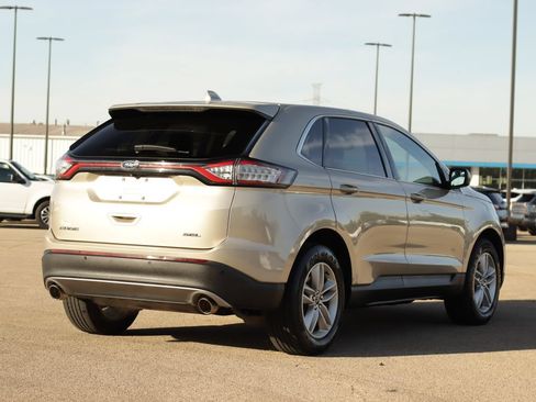Used 2017 Ford Edge SEL w/ Equipment Group 201A FWD image 7