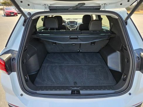 Used 2023 Chevrolet Equinox LT w/ Driver Convenience Package AWD/4WD image 18