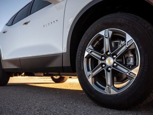 New 2026 Chevrolet Blazer LT FWD image 12