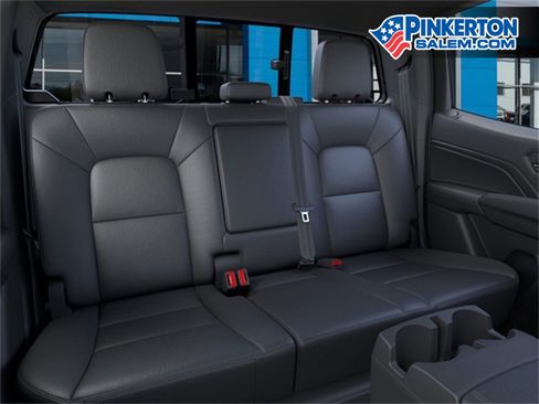 New 2025 Chevrolet Colorado LT w/ LT Convenience Package image 17