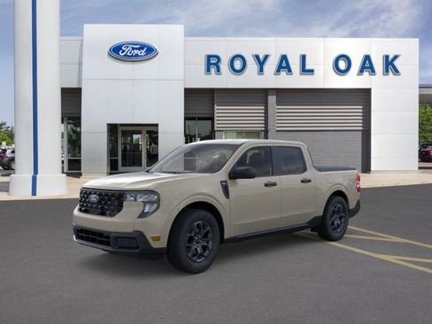 Used 2025 Ford Maverick XLT w/ Equipment Group 302A image 1