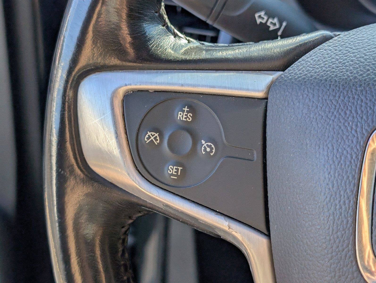 Used 2018 GMC Terrain SLE FWD image 29