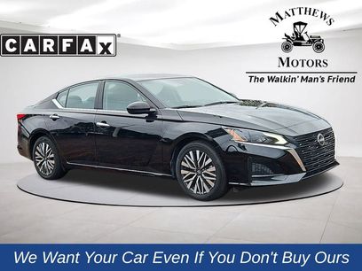 Used 2024 Nissan Altima 2.5 SV