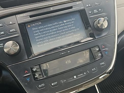 Used 2017 Toyota Avalon Limited w/ Carpet Mat Package FWD image 19