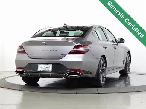 Used 2025 Genesis G70 2.5T w/ Sport Prestige Package image 10