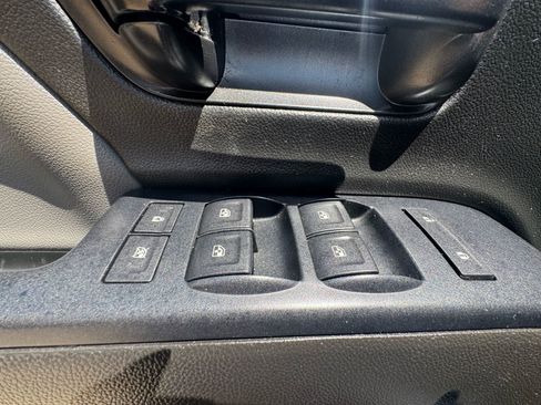 Used 2015 Chevrolet Silverado 1500 W/T RWD image 22