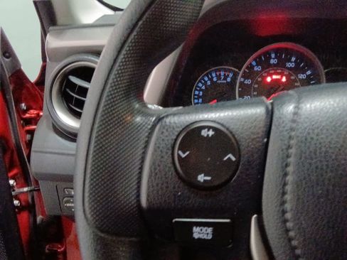 Used 2016 Toyota RAV4 LE image 15