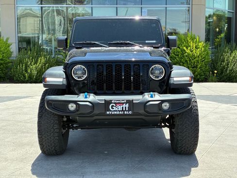 Used 2023 Jeep Wrangler Unlimited w/ Cold Weather Group AWD/4WD image 11