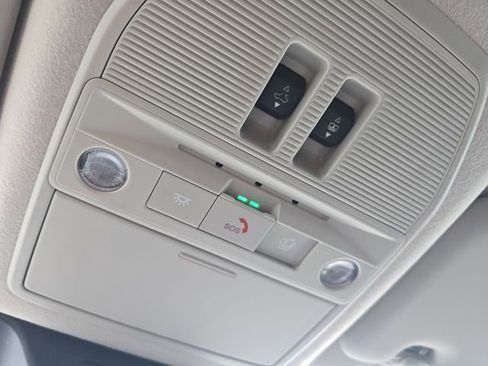 New 2026 Nissan Kicks SR w/ SR Premium Package image 31