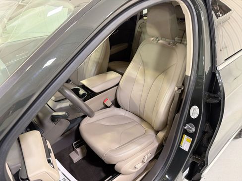 Used 2022 Lincoln Nautilus FWD image 10