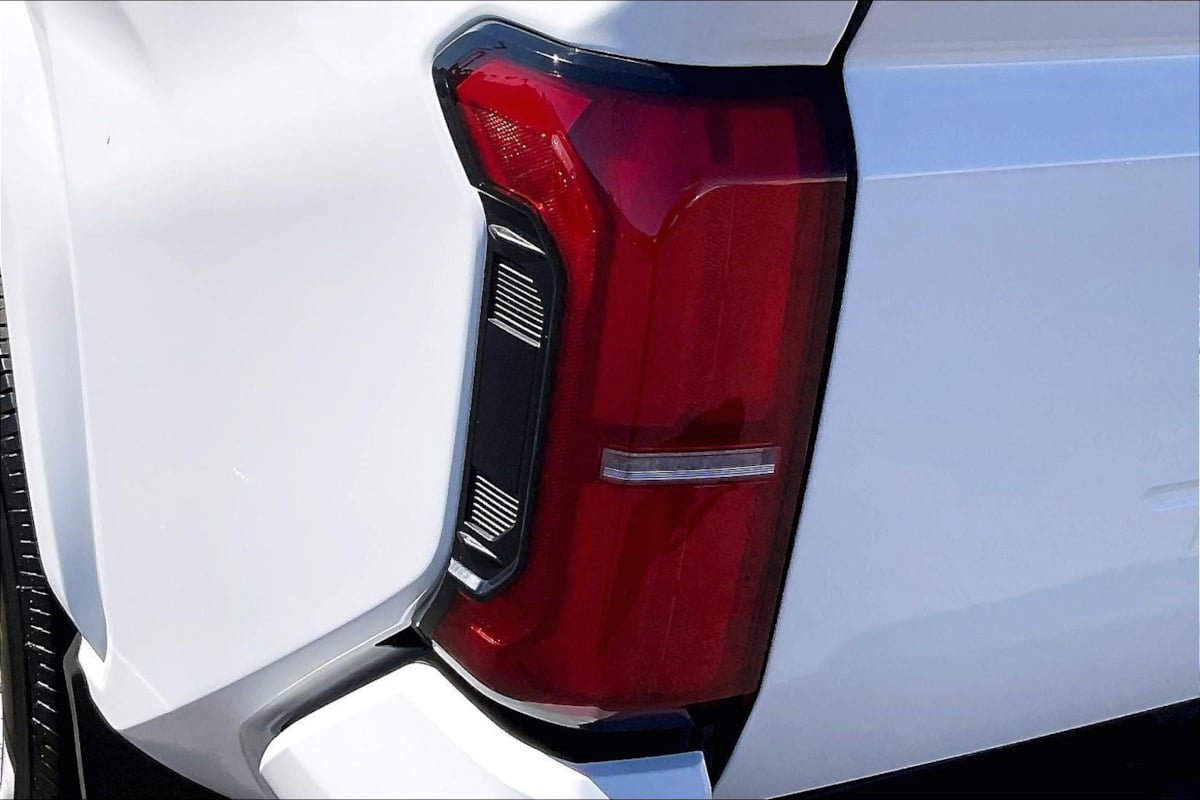 Used 2024 Toyota Tacoma SR5 RWD image 25
