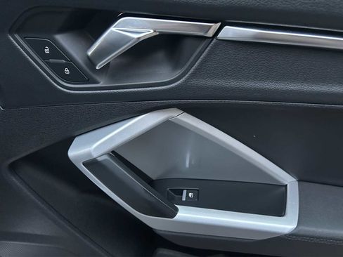 Used 2023 Audi Q3 2.0T Premium image 21