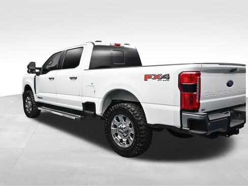 Used 2023 Ford F250 Lariat w/ Chrome Package AWD/4WD image 3