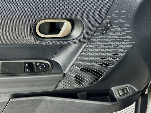 Certified 2025 MINI Cooper S image 17