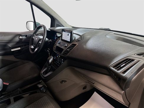 Used 2019 Ford Transit Connect XLT image 26