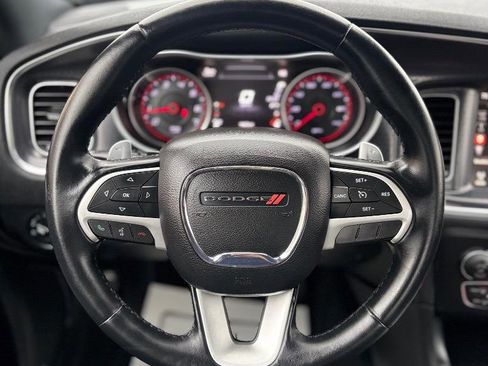 Used 2015 Dodge Charger SXT image 19