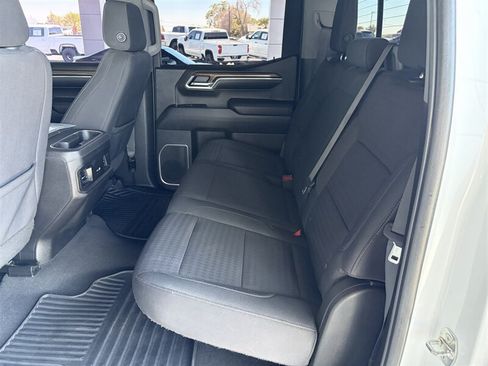 Used 2022 Chevrolet Silverado 1500 RST w/ Convenience Package II AWD/4WD image 17