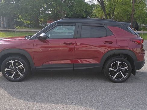 Used 2023 Chevrolet TrailBlazer RS w/ Sun and Liftgate Package AWD/4WD image 4