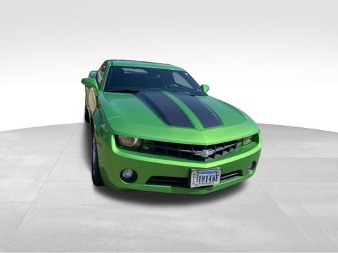 Used 2010 Chevrolet Camaro LT RWD image 5