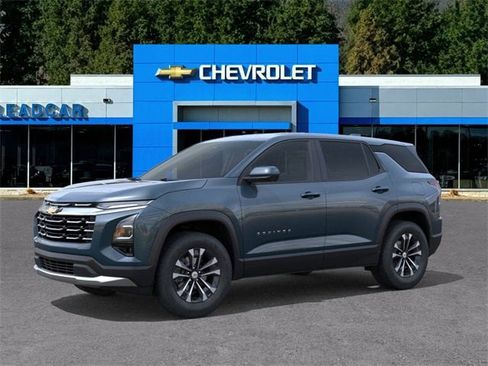 New 2026 Chevrolet Equinox LT w/ Safety and Technology Package image 2