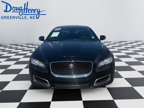 Used 2019 Jaguar XJ L Portfolio image 8