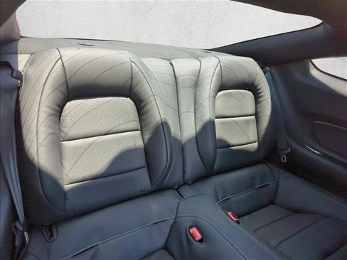Used 2018 Ford Mustang GT w/ Equipment Group 301A RWD image 17