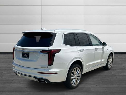 Used 2023 Cadillac XT6 Premium Luxury AWD/4WD image 5