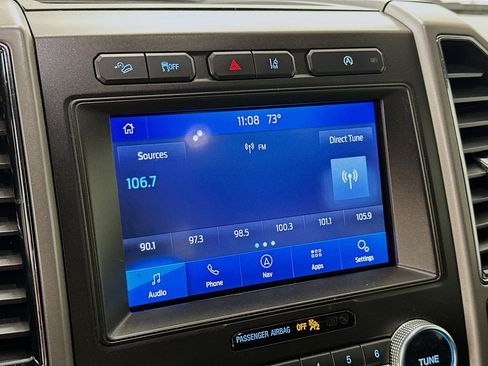 Used 2020 Ford Expedition XLT w/ Equipment Group 202A AWD/4WD image 21