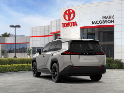 New 2026 Toyota RAV4 XLE Premium w/ Panoramic Sun Roof Package FWD image 7