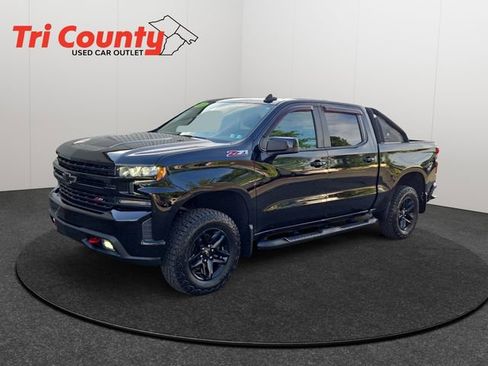Used 2019 Chevrolet Silverado 1500 LT Trail Boss AWD/4WD image 3
