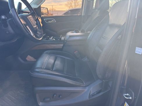 Used 2020 GMC Yukon Denali w/ Open Road Package image 7