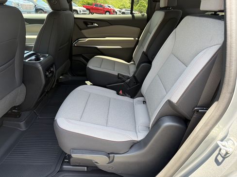 New 2026 Chevrolet Traverse LT w/ LPO, Floor Liner Package FWD image 22
