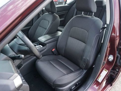 Used 2023 Nissan Altima 2.5 SV w/ SV Premium Package FWD image 14