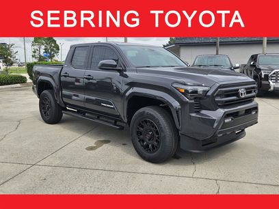 New 2025 Toyota Tacoma SR5