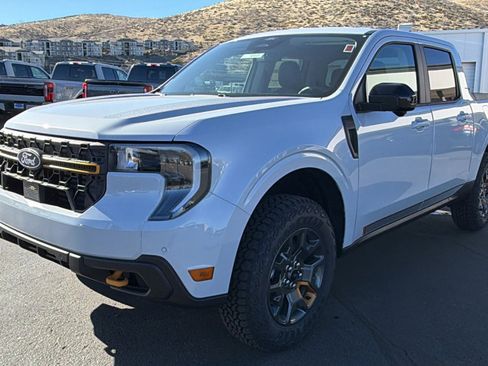 New 2026 Ford Maverick Tremor image 7