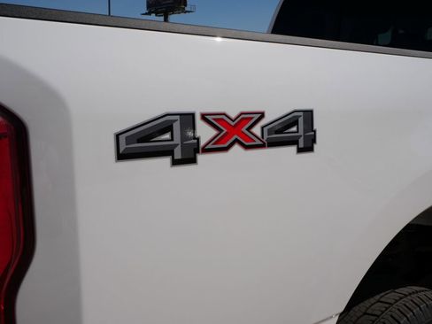 New 2026 Ford F250 XLT w/ XLT Premium Package AWD/4WD image 9
