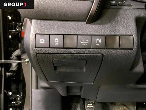 Used 2024 Toyota Camry SE FWD image 34