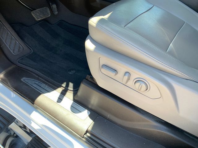 Certified 2022 Chevrolet Silverado 1500 LTZ AWD/4WD image 21