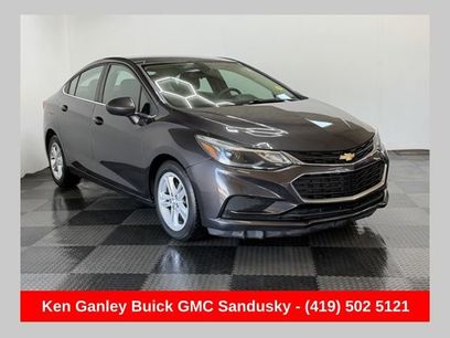 Used 2017 Chevrolet Cruze LT