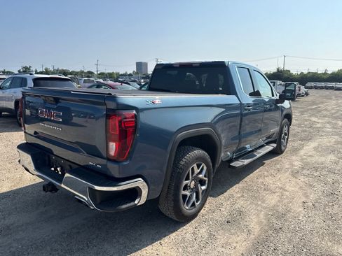 Used 2024 GMC Sierra 1500 SLE w/ X31 Off-Road Package AWD/4WD image 3
