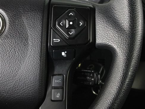 Used 2022 Toyota Tacoma SR w/ SR Convenience Package RWD image 26