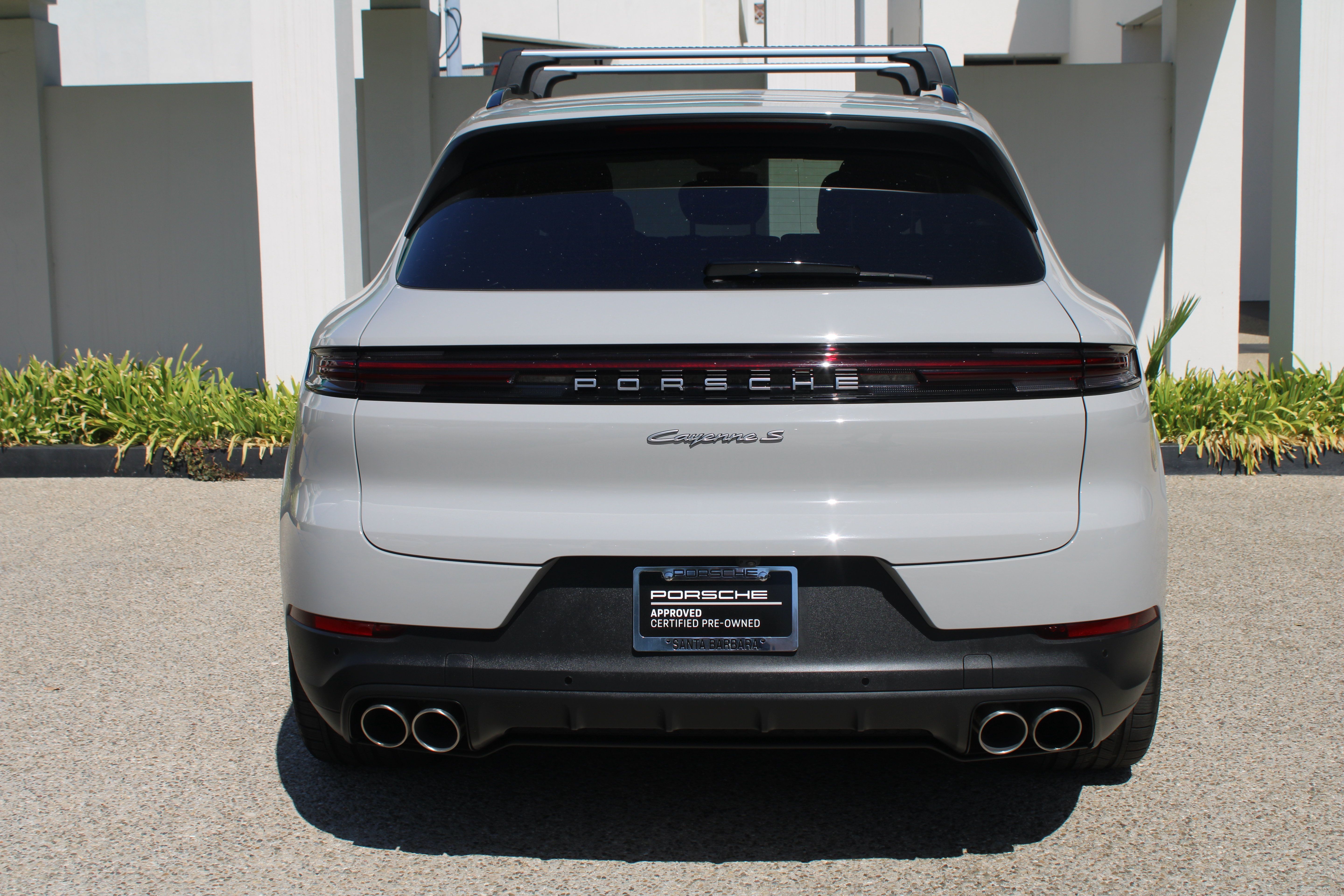 Certified 2025 Porsche Cayenne S AWD/4WD image 6