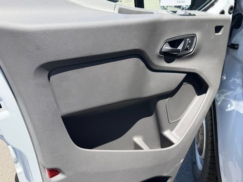 New 2026 Ford Transit 150 Low Roof w/ Load Area Protection Package RWD image 17