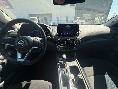 Used 2025 Nissan Sentra SV FWD image 15