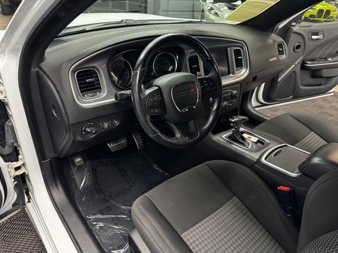 Used 2019 Dodge Charger GT w/ Driver Confidence Group image 35