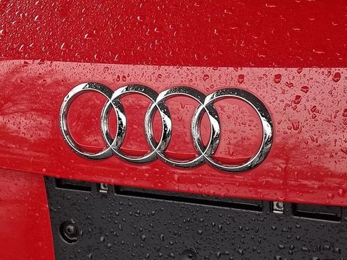 Used 2022 Audi Q3 2.0T Premium w/ Convenience Package image 36